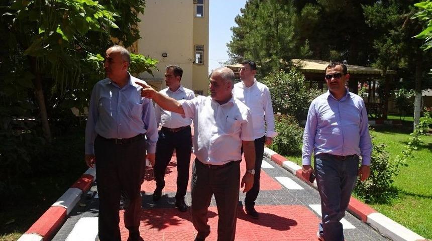 B&ouml;lgenin İlk &lsquo;millet Kıraathanesi&rsquo; Ceylanpınar&rsquo;da A&ccedil;ıldı