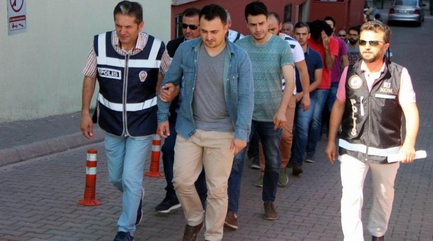 Fet&ouml; Operasyonunda G&ouml;zaltına Alınan 11 Ş&uuml;pheli Adliyede