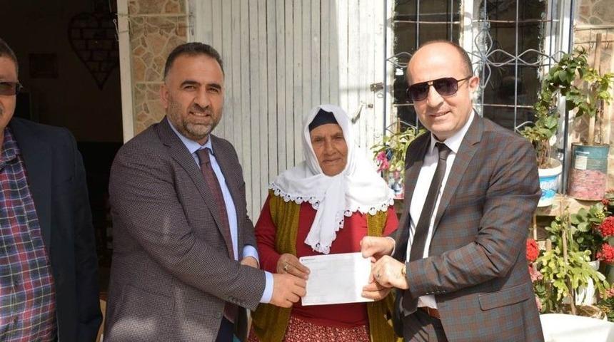 Nazime Nine Kefen Parasını Mehmetçiğe Bağışladı