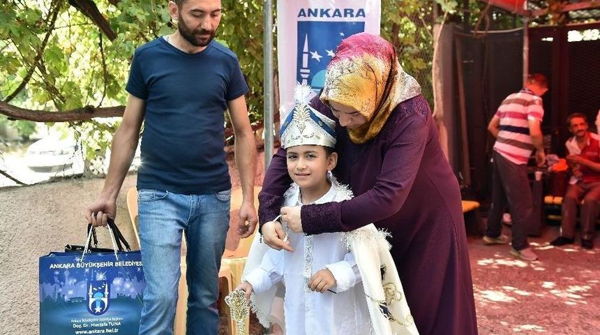 Ankara B&uuml;y&uuml;kşehir Belediyesi 2 Bin 18 &Ccedil;ocuğu S&uuml;nnet Ettiriyor