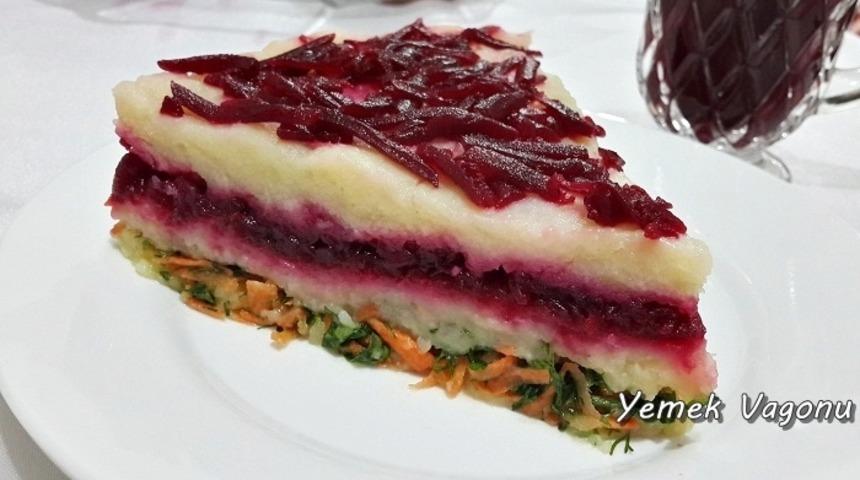 Kırmızı Pancarlı Patates Salatası