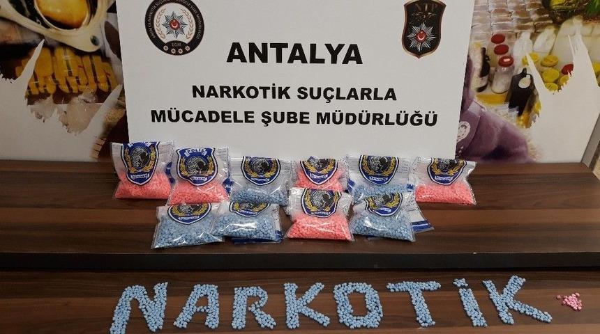 Antalya Merkezli Uyuşturucu Operasyonu: 12 G&ouml;zaltı