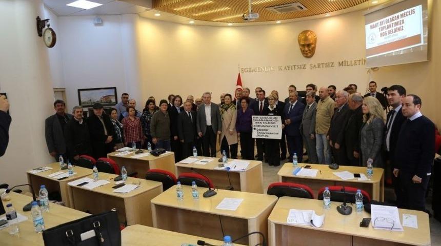 Hep Birlikte &lsquo;&ccedil;ocuk İstismarına Dur&rsquo; Dediler