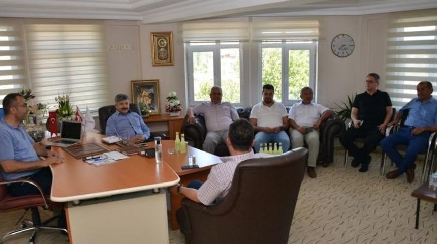 Belediye Başkanı Ak&ccedil;adurak: Esnafımızın Yanında Olmak &Ouml;ncelikli Hedefimiz