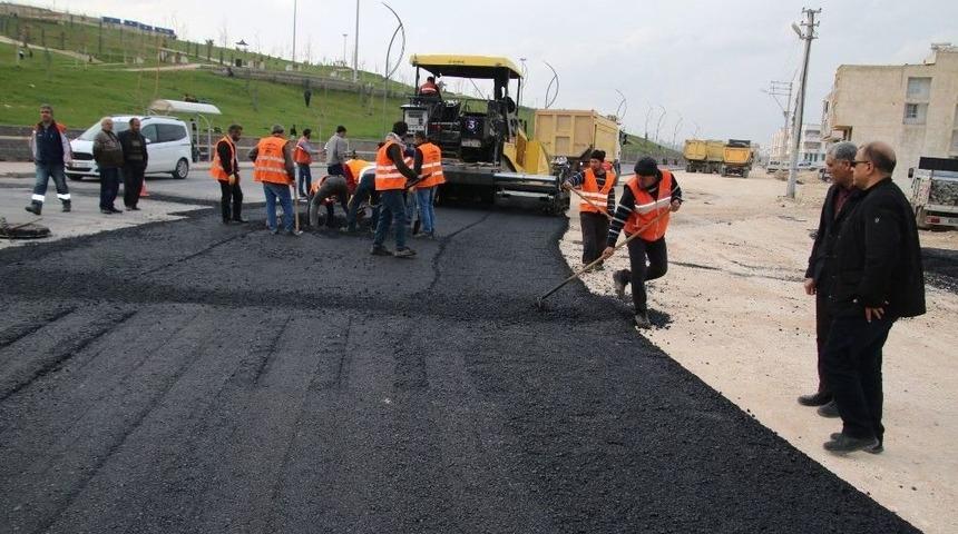 B&uuml;y&uuml;kşehir Genişlettiği Bulvarları Asfaltladı
