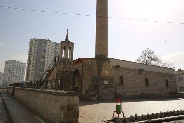 Çifteönü Cami Aslına Uygun Onarımı Tamamlandı