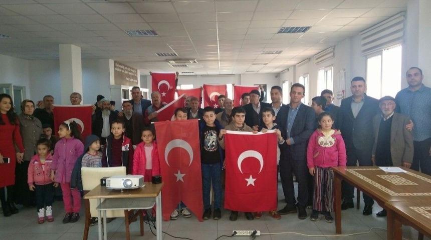 Dede Ve Torunları K&uuml;t&uuml;phanede Buluştu