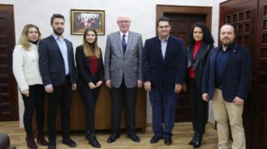 Yeni Mimarlar Odası Y&ouml;neticilerinden Başkan Kurt&rsquo;a Ziyaret