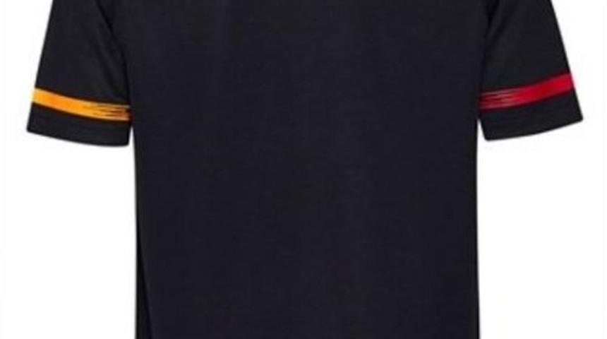 Galatasaray, Siyah Formasını Tanıttı