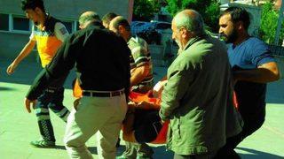 Camide Bayılan Vatandaşa İlk Müdahaleyi İmam Ve Müezzin Yaptı