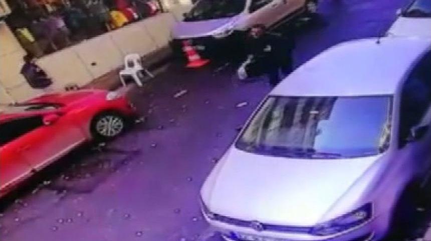 D&ouml;viz B&uuml;rosunu Soyan Zanlının Yakalanması Kamerada