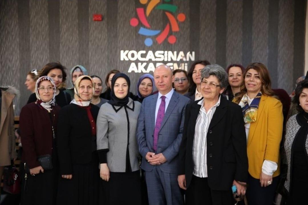 Kocasinan Belediyesi Her Zaman Kadınların Yanında