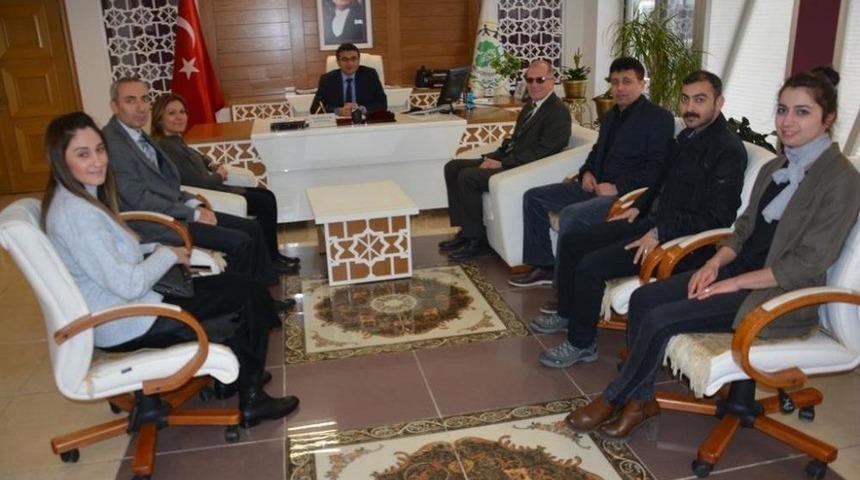 Akademisyenlerinden Başkan Sel&ccedil;uk&rsquo;a Kafeterya Teşekk&uuml;r&uuml;