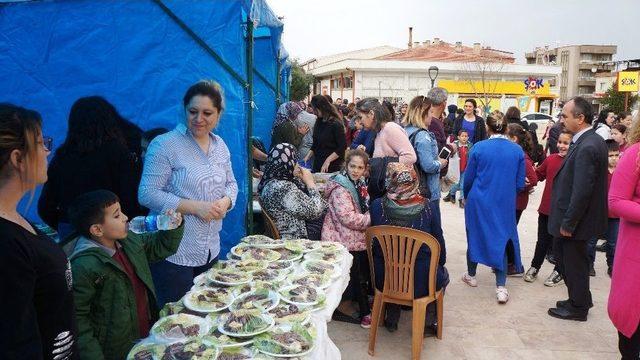 Okula Güvenlik Kamerası Takılması İçin Kermes Yaptılar