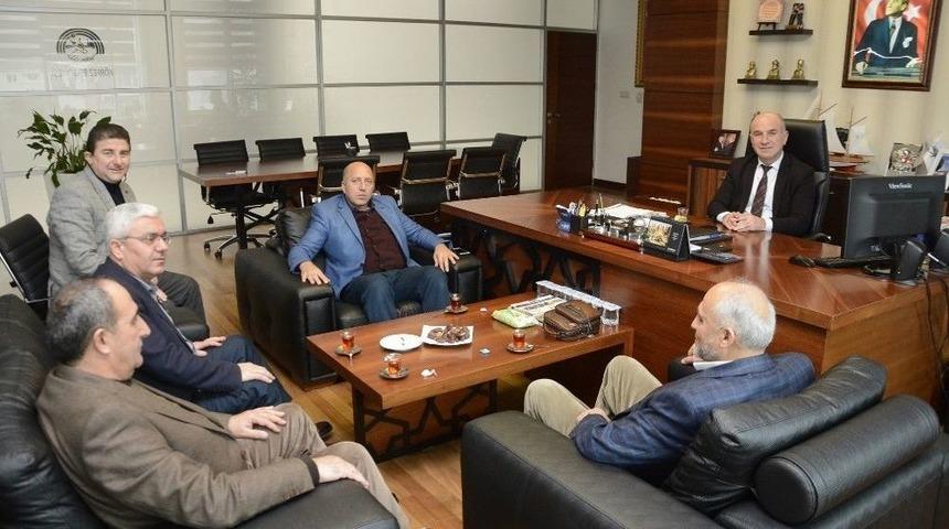 Umre’den Dönen İsa Taş’a Ziyaret