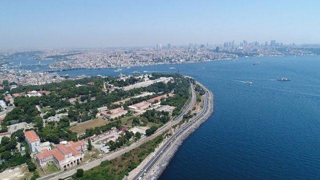 (özel)   restore Edilmeye Başlanan İstanbul Surları Havadan Görüntülendi