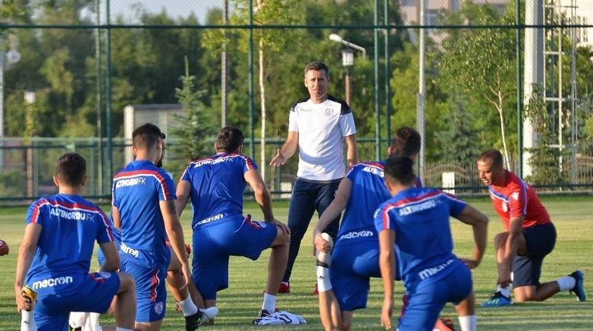 Altınordu Teknik Direkt&ouml;r&uuml; H&uuml;seyin Eroğlu Başarıyı Sisteme Bağladı