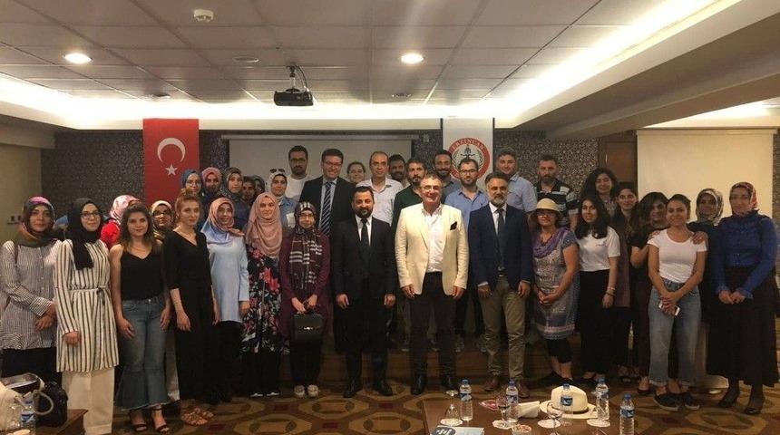 Erzincan Barosundan Meslek İ&ccedil;i Eğitim Semineri