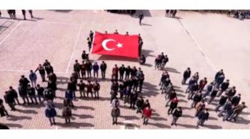 Lise &Ouml;ğrencilerinden Mehmet&ccedil;iğe Destek