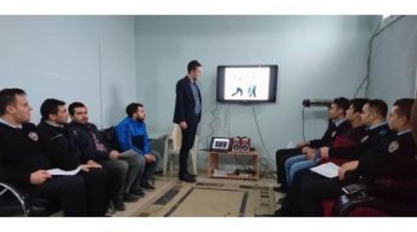 G&uuml;r&uuml;n&rsquo;de Polislere Eğitim Verildi