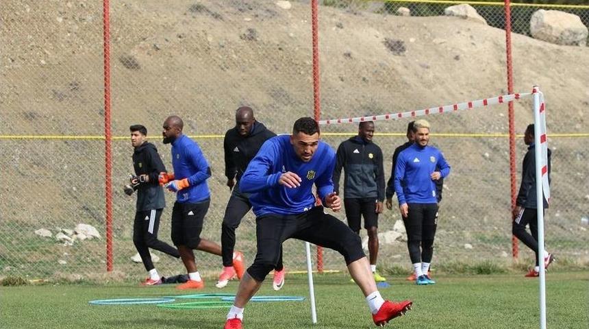 E.yeni Malatyaspor&rsquo;da Fenerbah&ccedil;e Mesaisi S&uuml;r&uuml;yor