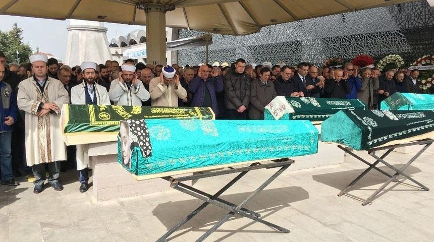 T&uuml;rkiye&rsquo;nin İlk Kadın Arkeologlarından Prof. Dr. Muhibbe Darga Son Yolculuğuna Uğurlandı