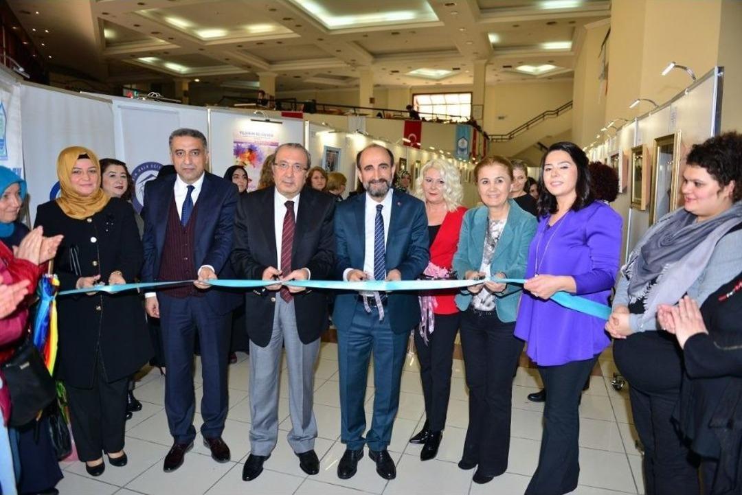 Yıldırımlı Kadınlardan G&ouml;z Alıcı R&ouml;lyef Sergisi