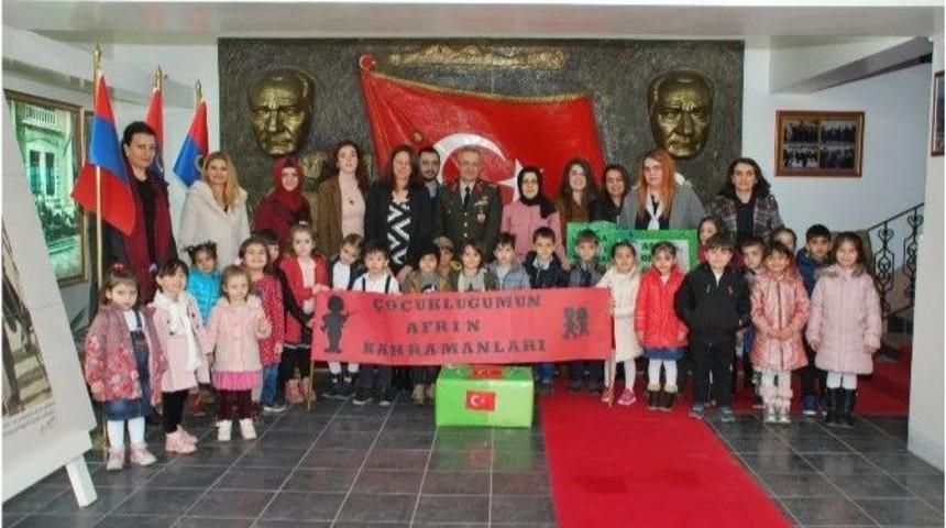 Minik &Ouml;ğrencilerden Afrin&rsquo;deki Mehmet&ccedil;iğe &Ouml;zel Video