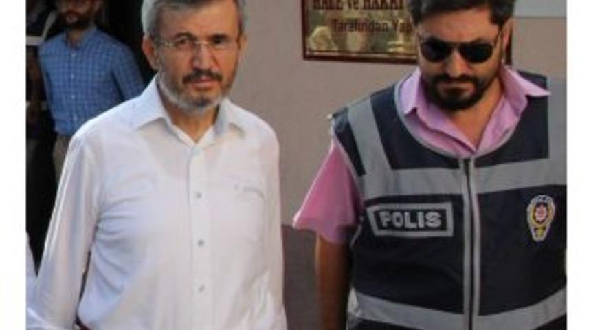 Fet&ouml;&rsquo;den Tutuklanan Eski Vekil Serbest Bırakıldı