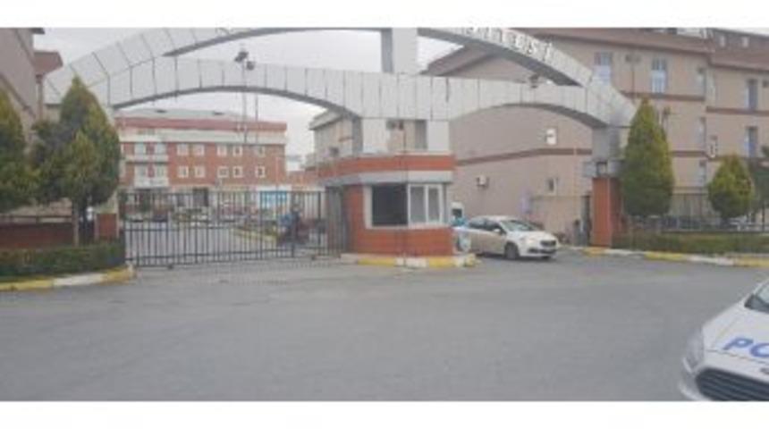 Suriyelilerin Bı&ccedil;aklı Kavgası Kamerada