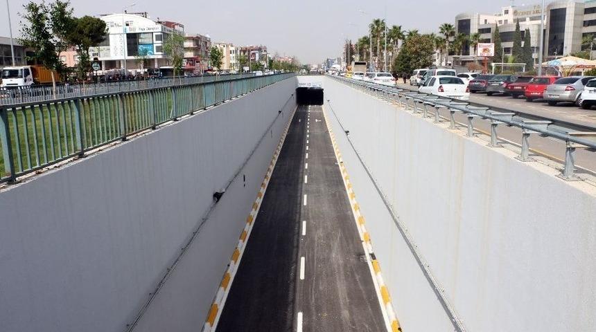 Kepez Işıksız Trafiğe Merhaba Diyor