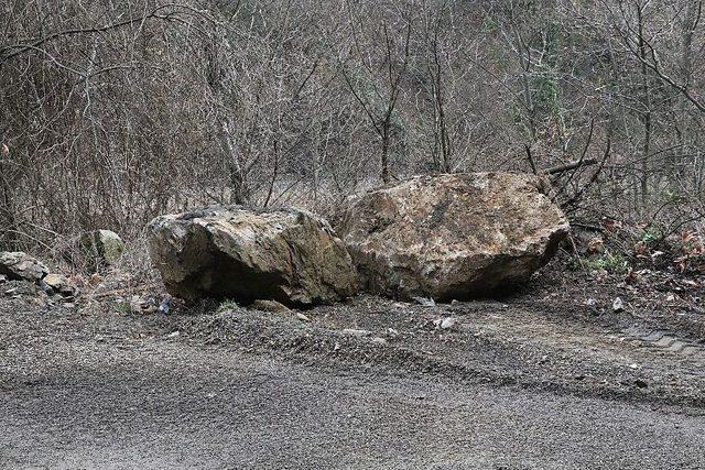 Karabük - Yenice Karayolunda Heyelan Tehlikesi