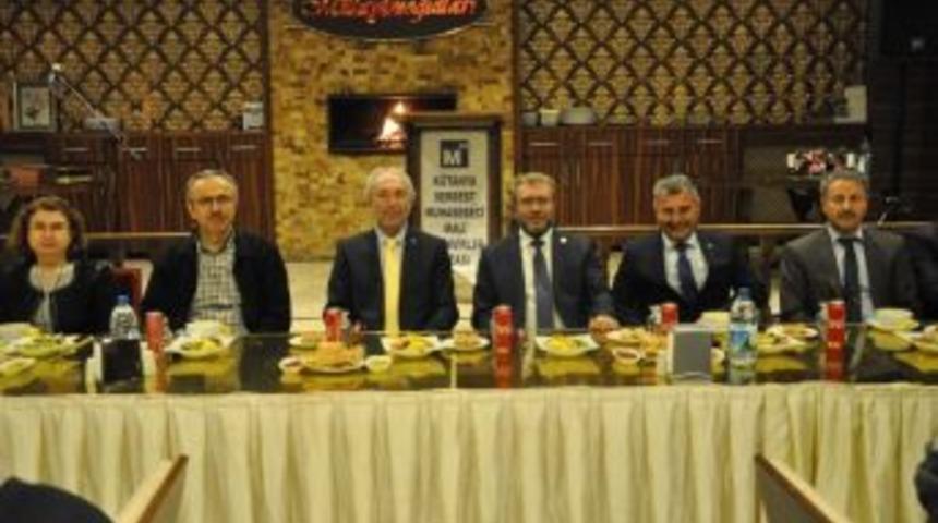 Başkan Halil Hamzaoğlu: Kalkınmada Vergi Ve Muhasebe &Ccedil;ok &Ouml;nemli