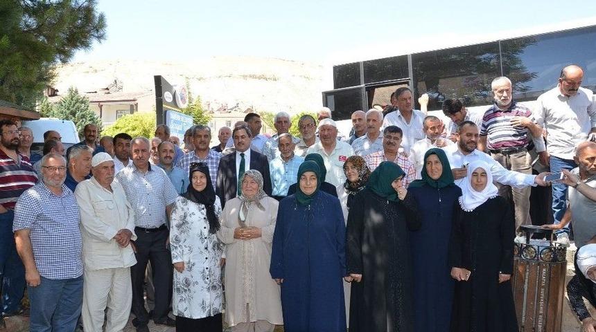 Darende&rsquo;de İlk Hac Kafilesi Yola &Ccedil;ıktı