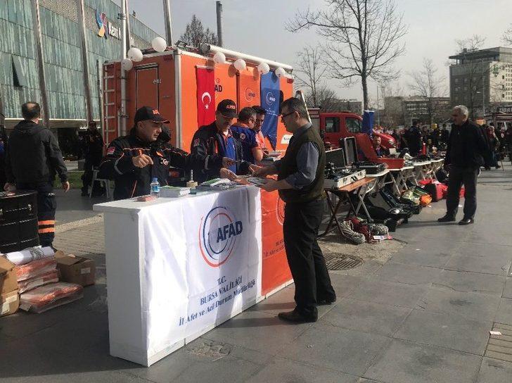Deprem Haftası’nda Arama Kurtarma Ekipleri Halkla Buluştu G4