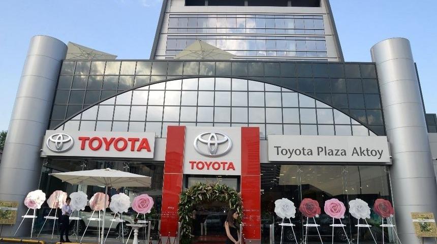 Toyota&rsquo;nın &Ccedil;evre Dostu En Yeni Plazası Avcılar&rsquo;da A&ccedil;ıldı