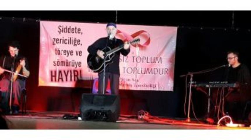 Fuat Saka, Kadınlar İ&ccedil;in S&ouml;yledi