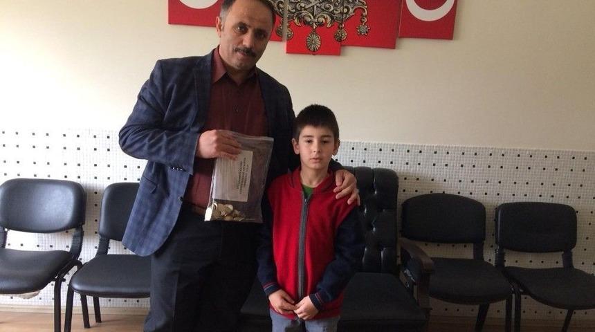 &Ouml;ğrenciden Anlamlı Destek