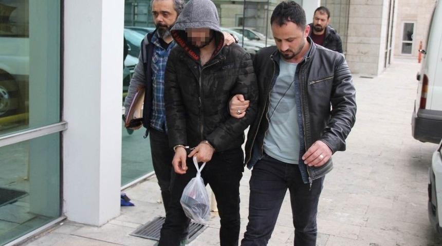 940 Gram Bonzai İle Yakalandı