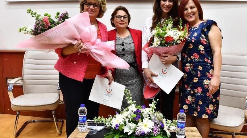 Kadınlardan &Ccedil;ifte Kutlama