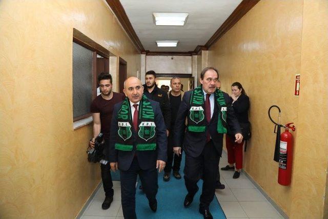 Tff Başkanı Yıldırım Demirören Başkan Kara’yı Ziyaret Etti