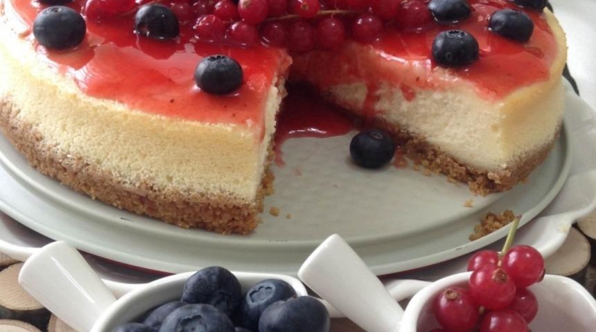 Orman Meyveli Cheesecake