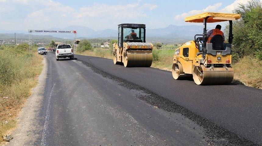 Manavgat Belediyesi&rsquo;nden Yenik&ouml;y&rsquo;e Sıcak Asfalt