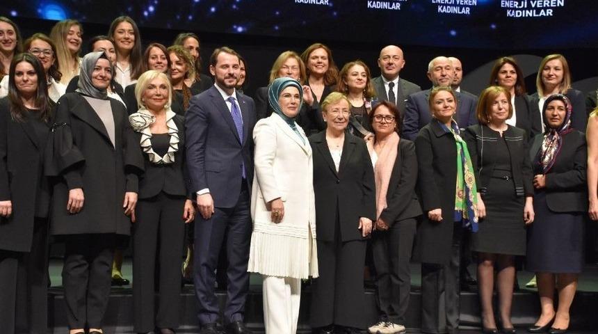 &rsquo;enerjide &Ouml;rnek Şirket&rsquo; &Ouml;d&uuml;l&uuml; Limak Uludağ Elektrik&rsquo;in Oldu