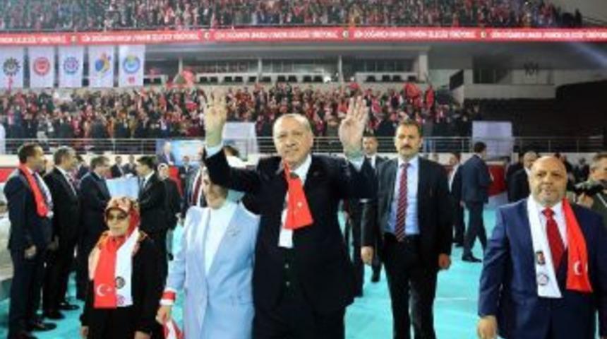 Cumhurbaşkanı Erdoğan: "bunlardan Kadın Hakları Savunucusu Olur Mu? Bunlar Sadece Şovmen"