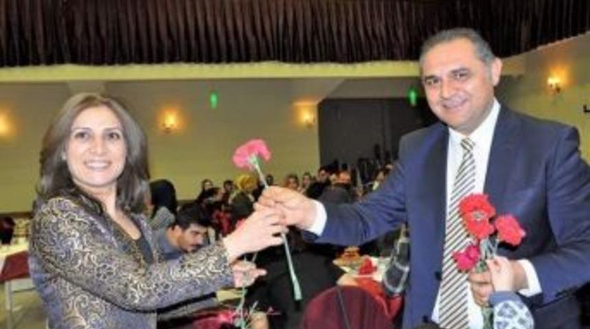 Başkan &Ccedil;ift&ccedil;i: "kadın Hem Toplumun Hem Ailenin Temelidir"