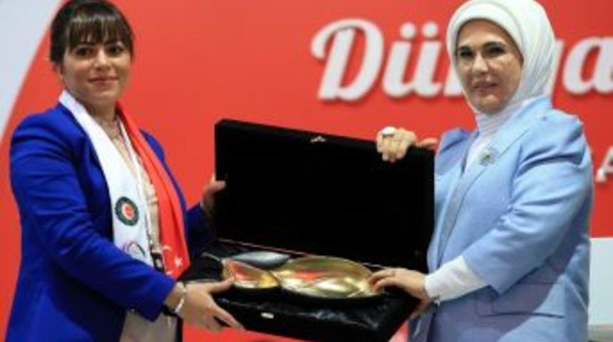 Cumhurbaşkanı Erdoğan: "hem Kadınlara Hem &Ccedil;ocuklara Y&ouml;nelik Saldırıların İzini, İnancımızda Ve K&uuml;lt&uuml;r&uuml;m&uuml;zde Arayanlar Kesinlikle Art Niyetlidir"