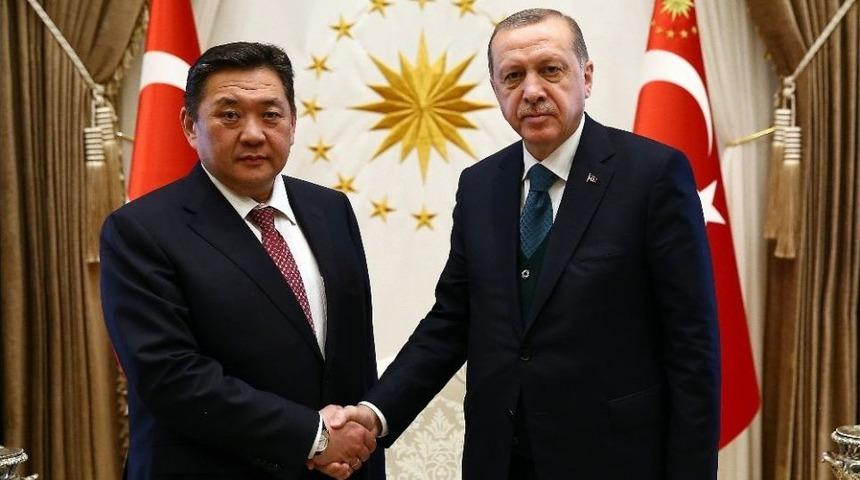 Cumhurbaşkanı Erdoğan, Moğolistan Meclis Başkanı Enkhbold’u Kabul Etti