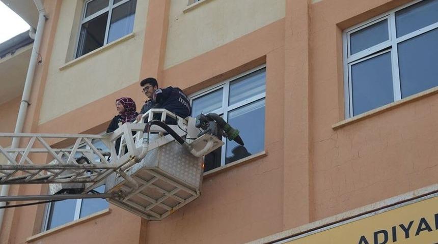 Okulda Yangın Ve Deprem Tatbikatı Gerçekleştirildi