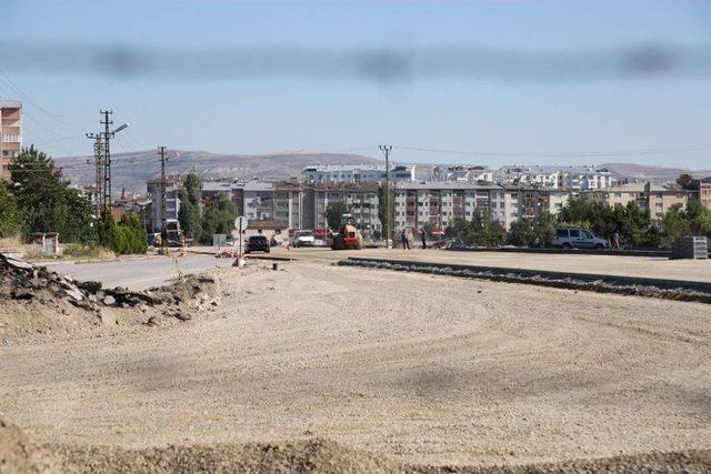 Recep Tayyip Erdoğan Bulvarı&rsquo;nda &Ccedil;alışmalar S&uuml;r&uuml;yor 1